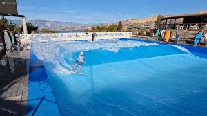 About Me - Weird Wave In Chelan
