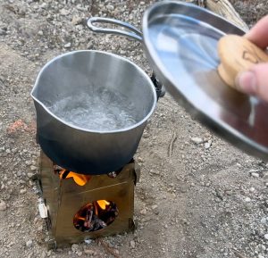 Boiling Water With Kessel Pot