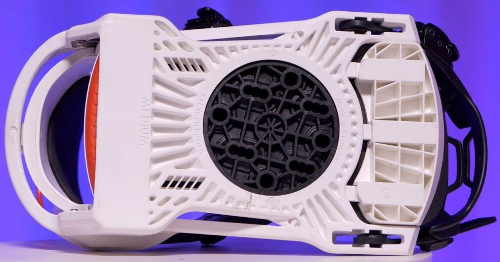 Clew Freedom 1.0 Snowboard Binding Review