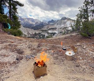 Uberleben stove and pot with a view 