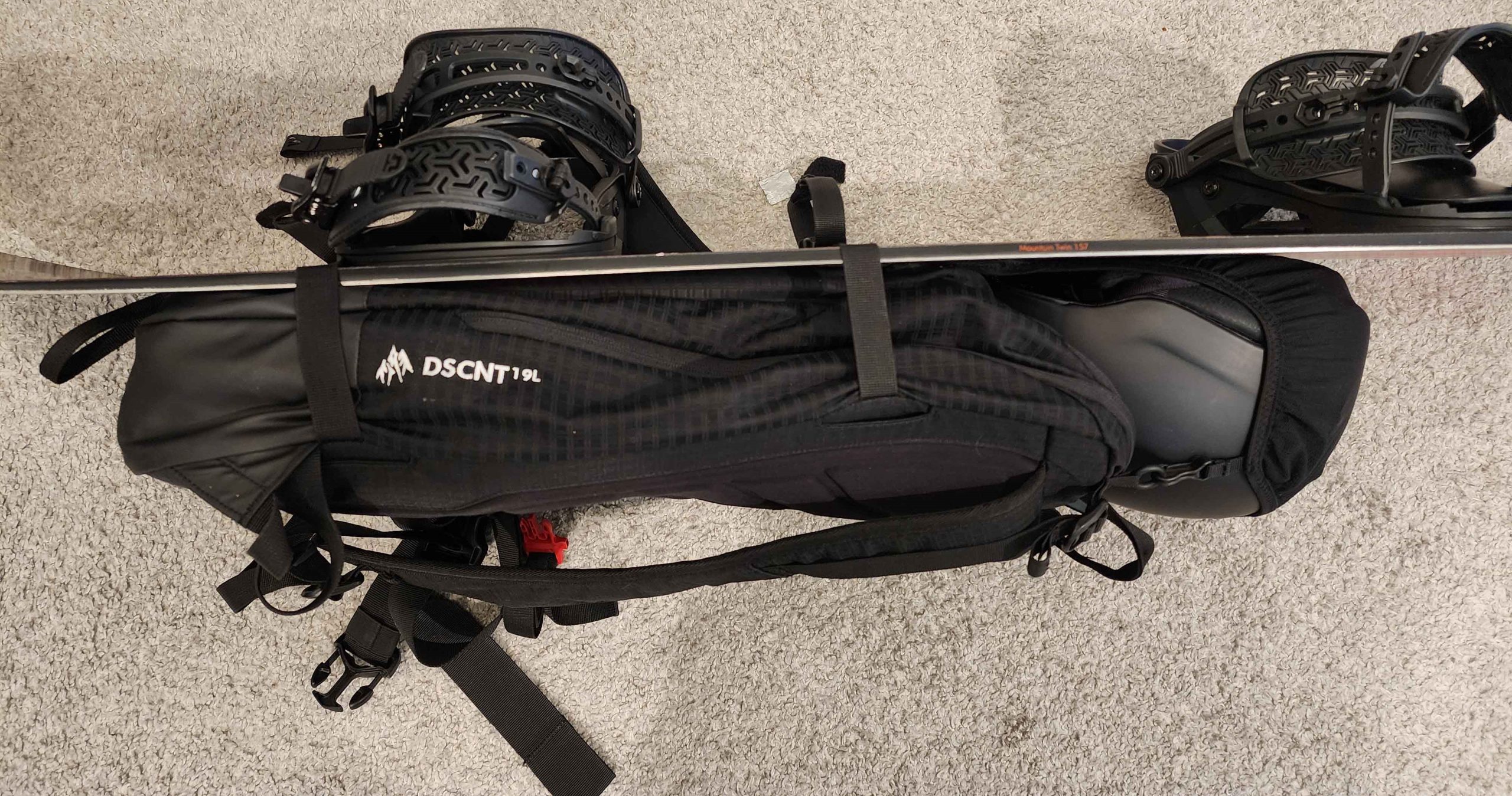 Jones DSCNT 19L 2019-2023 Snowboard Backpack Review