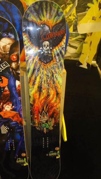 image 2012-lib-tech-skunk-ape-live-jpg