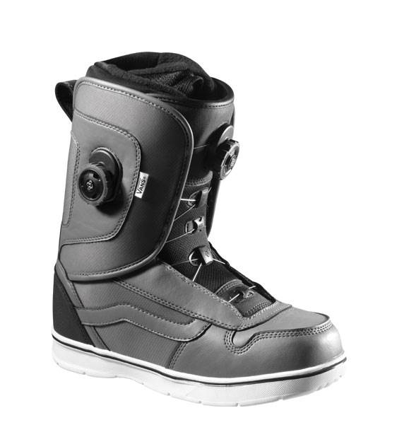 vans aura snowboard boots review