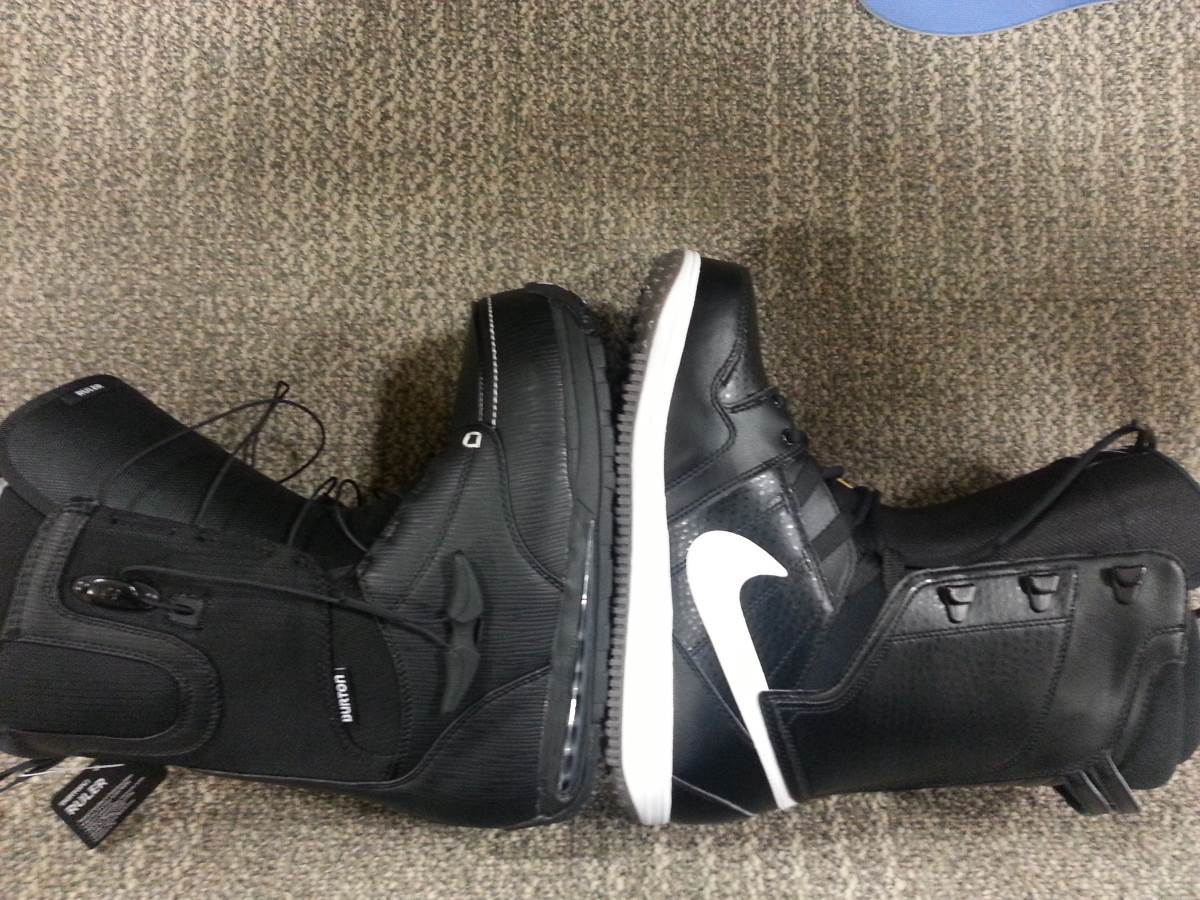 nike snowboard boots black